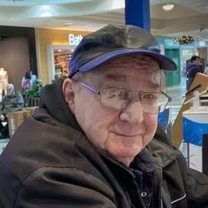 Meet your Posher, Chuck